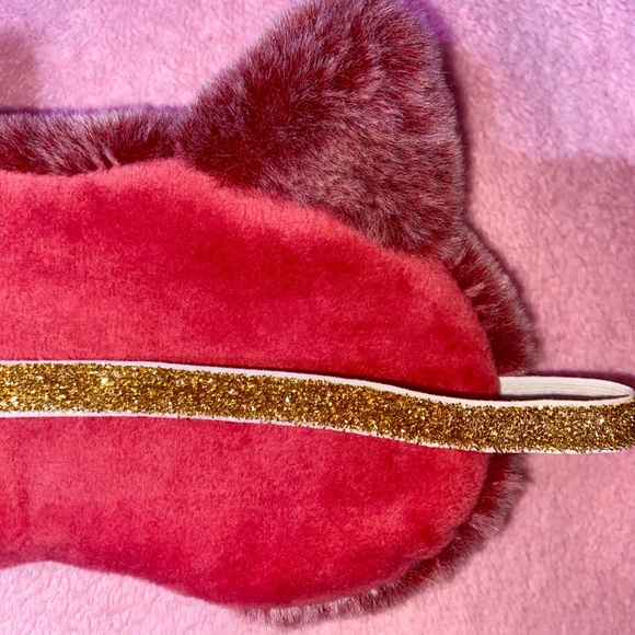 Owl Bird Sleepmask Eyemask Gold Dark Red Nap Pajamas Furry Soft Plush Claire’s - Picture 5 of 7